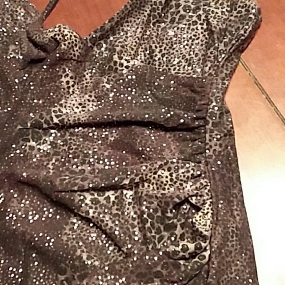 🔔EXTRA EXTRA!  Hourglass slinky glittered dress - Picture 6 of 6